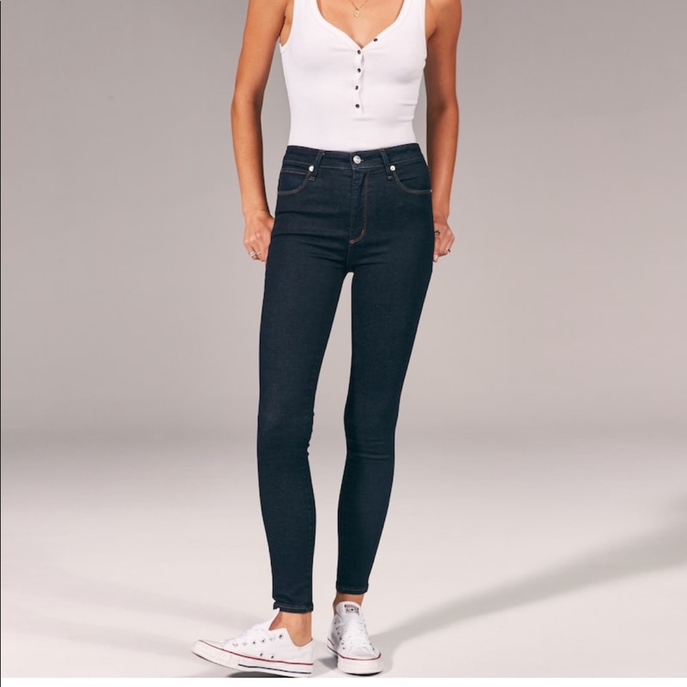 High Rise Skinny Jeans - Abercrombie & Fitch